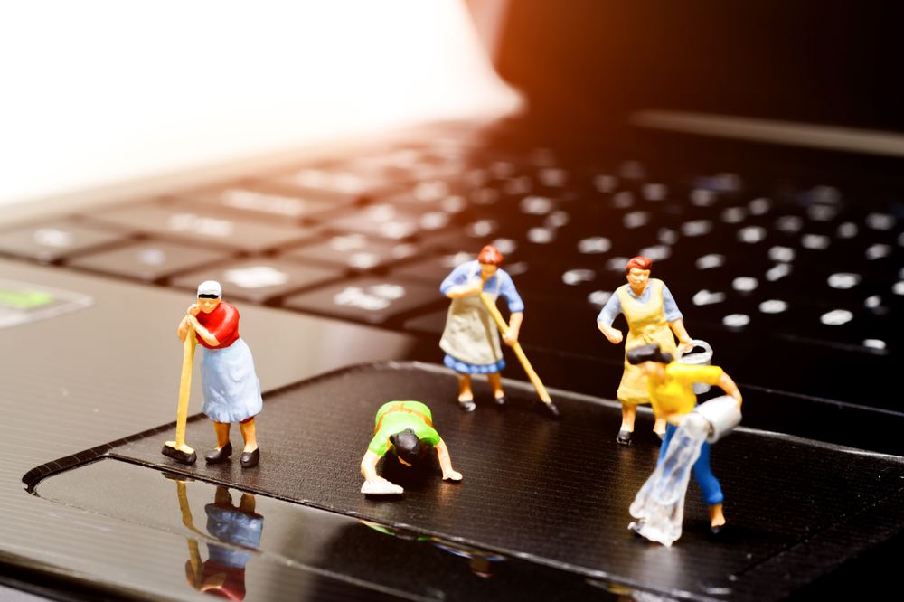 Cleaning dust out of a laptop keyboard